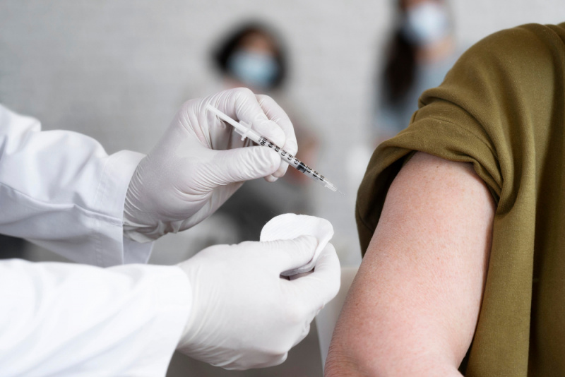 Вакцинация вакциной 